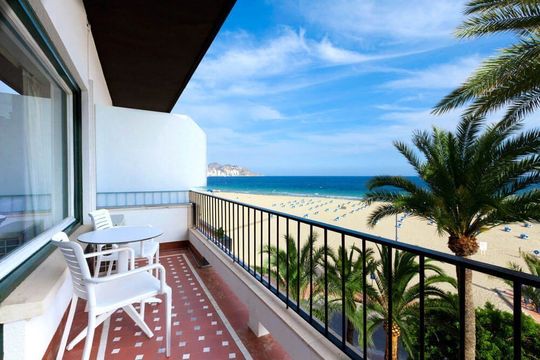 Отель в Бенидорм