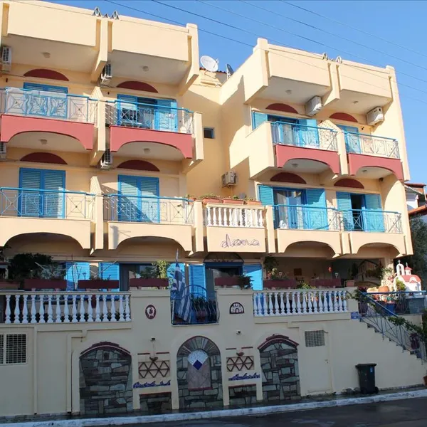 Отель в Ситониа, фото 1