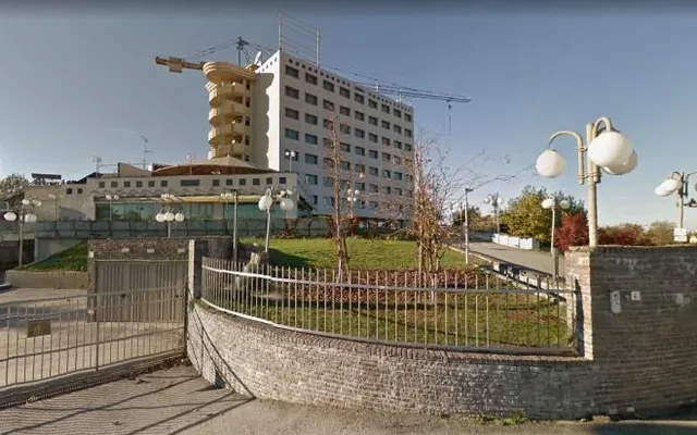 Отель в Алессандрия