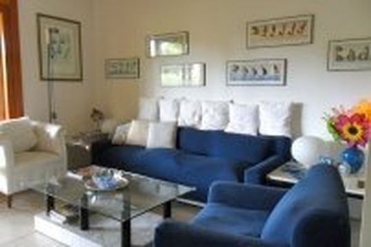 Таунхаус в Кастильоне-делла-Пеская