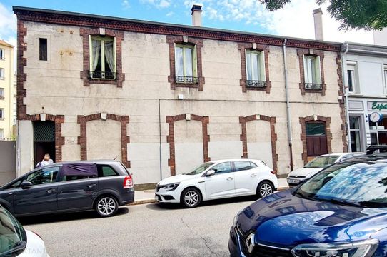 Дом в Центр-Долина Лауры