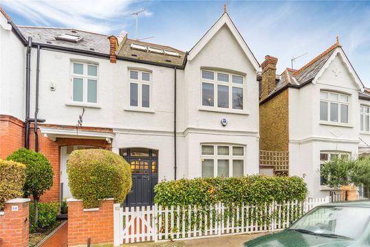 Дом в Лондон