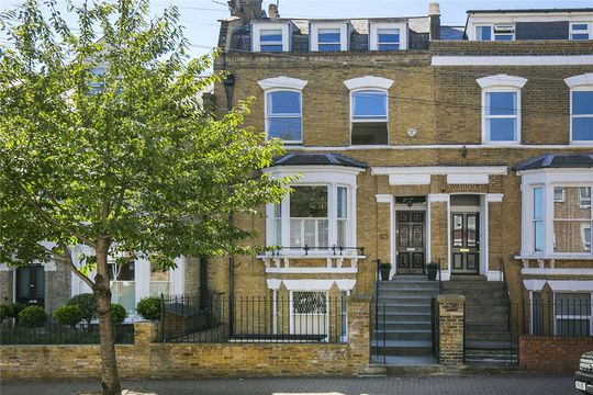 Дом в Лондон