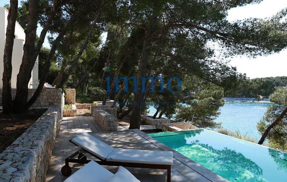 Вилла в Примоштен