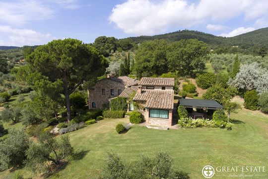 Дом в Сиена