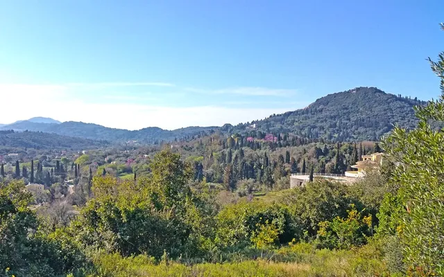 Земельный участок в Corfu