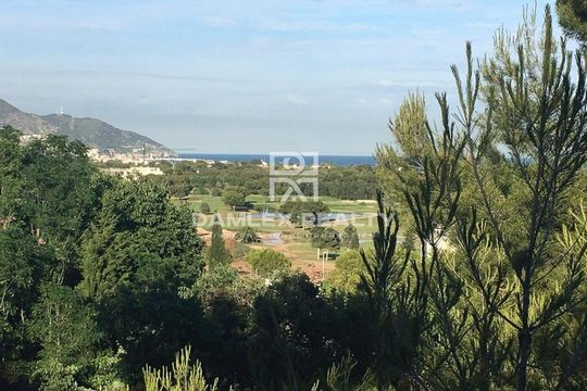 Земельный участок в Сиджес