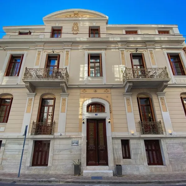 Коммерческая недвижимость в Historic Center of Aegina, фото 1