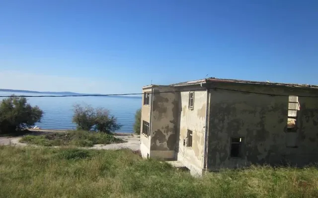 Земельный участок в Подстрана