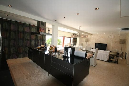 Дом в Трогир