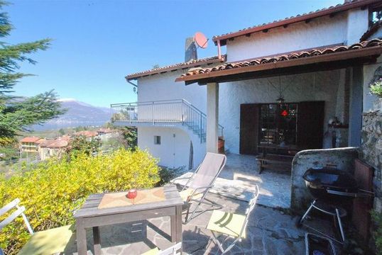 Отдельный дом в Порто-Вальтравалья