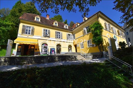 Офис в Рогашка-Слатина