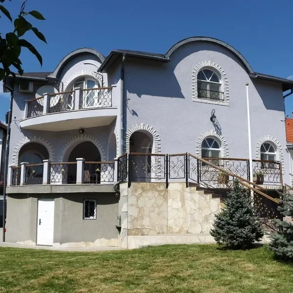 Вилла в Будапешт, фото 1