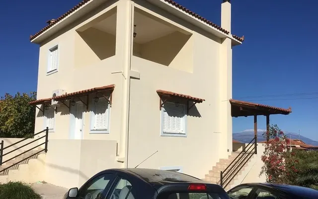 Отдельный дом в Ксилокастро