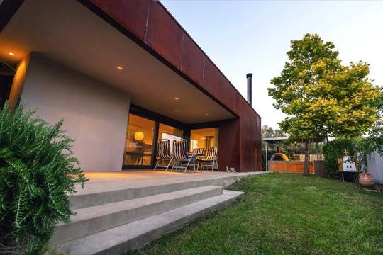 Коттедж в Неа-Миханиона