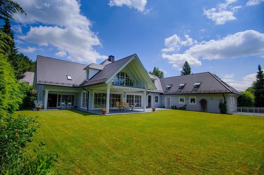 Вилла в Грюнвальд