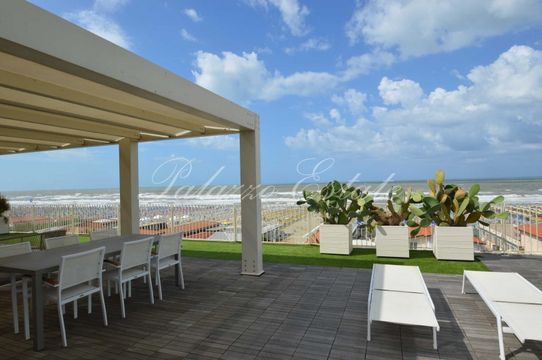 Квартира в Лидо-ди-Камайоре