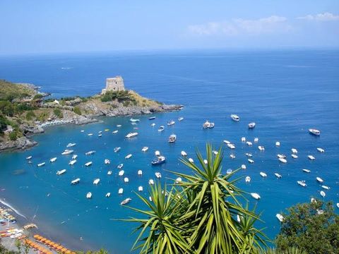 Вилла в Сан-Никола-Арчелла