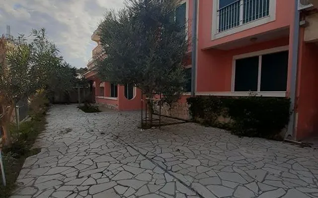 Отель в Черногория