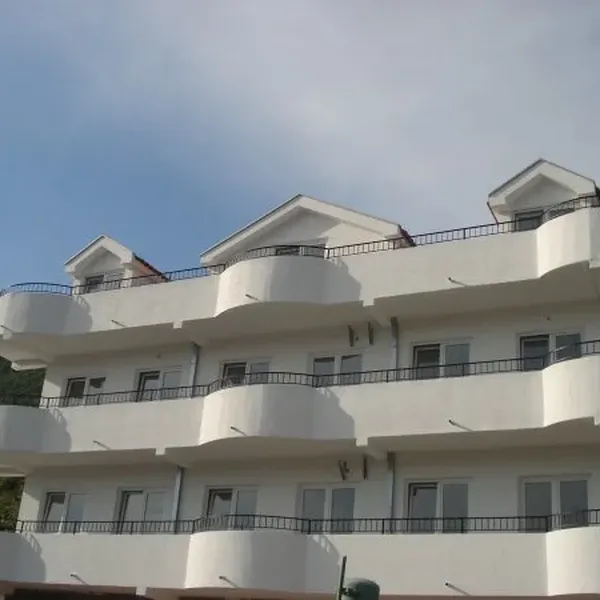 Квартира в Кумбор, фото 1