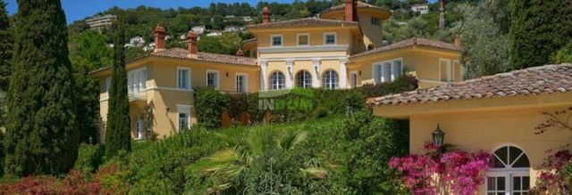 Вилла в Центр-Долина Лауры