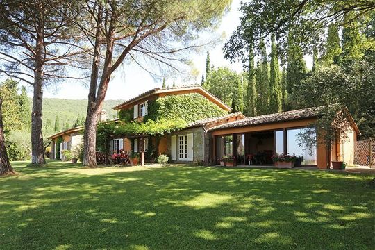 Усадьба в Кортона