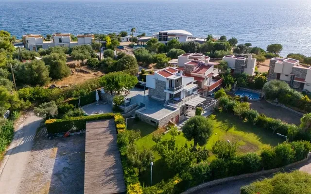 Отдельный дом в Ситониа