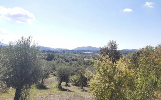 Земельный участок в Corfu