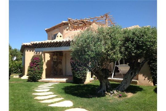 Вилла в Ольбия