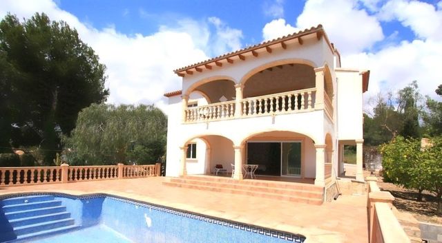 Вилла в Бенисса