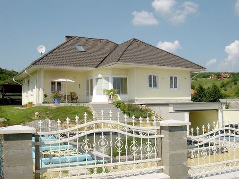 Вилла в Черсегтомай