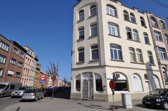 Различного назначения в Антверпен