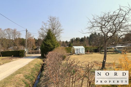 Земельный участок в Метсанурме