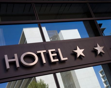 Отель в Кастельдефельс