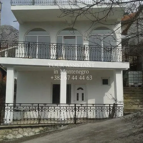 Отдельный дом в Сутоморе, фото 1