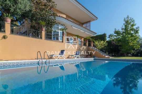 Вилла в Тейа