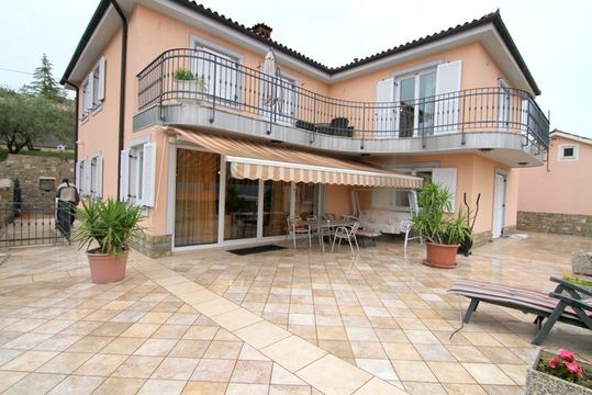 Дом в Порторож