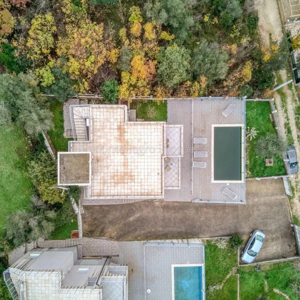 Дом в Херцег-Нови, фото 1