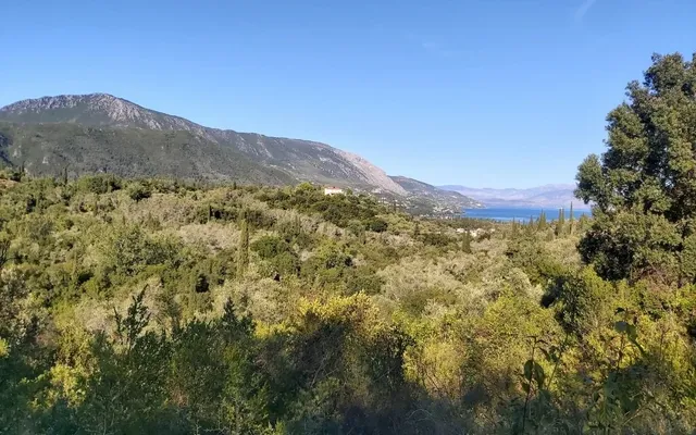 Земельный участок в Corfu