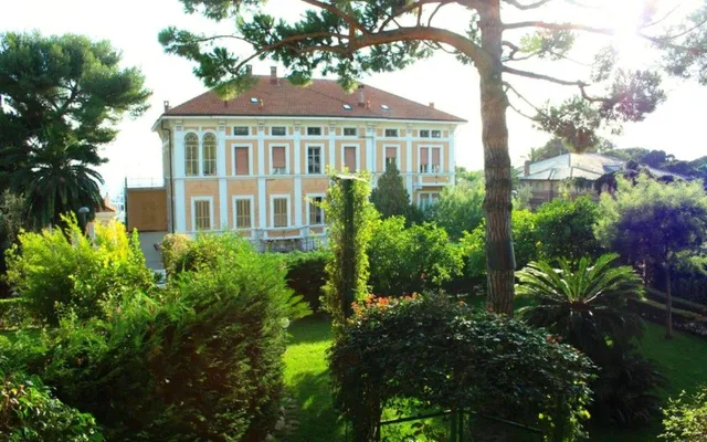 Квартира в Лигурия