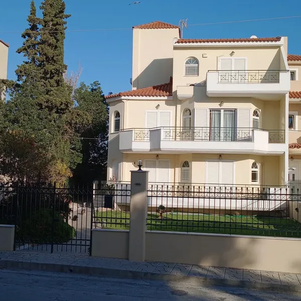Отдельный дом в National Bank of Greece, фото 1