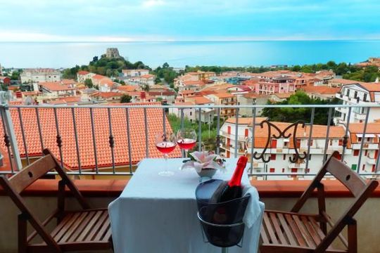 Таунхаус в Скалея