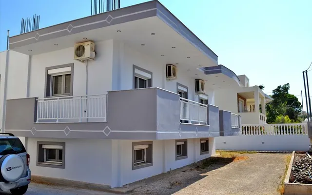 Коммерческая недвижимость в Loutraki - Perachora