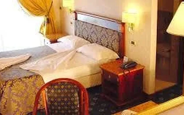 Отель в Рим