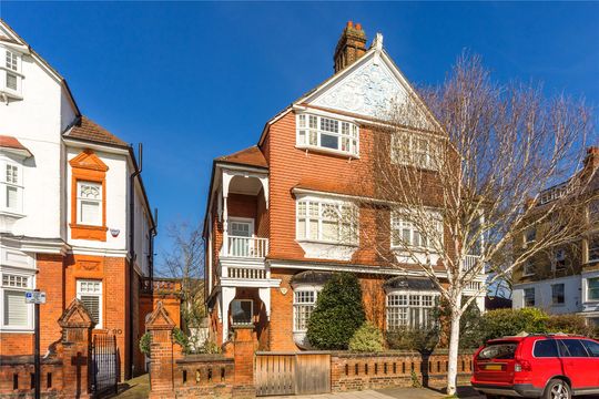 Дом в Лондон