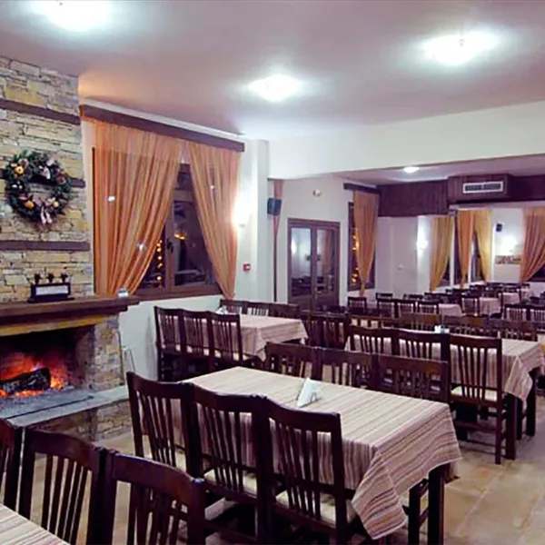 Коммерческая недвижимость в Катерини, фото 1