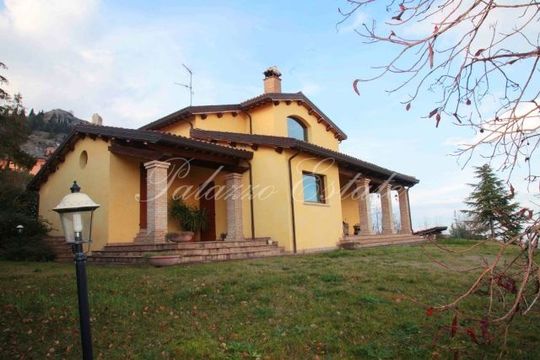 Вилла в Римини