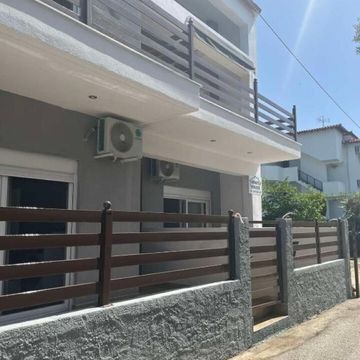 Отель в Ситониа