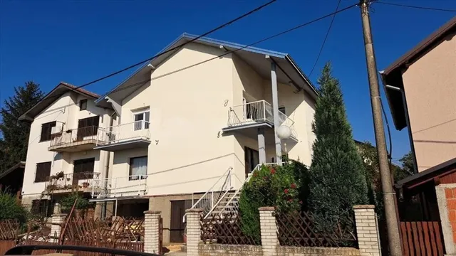Дом в Сербия