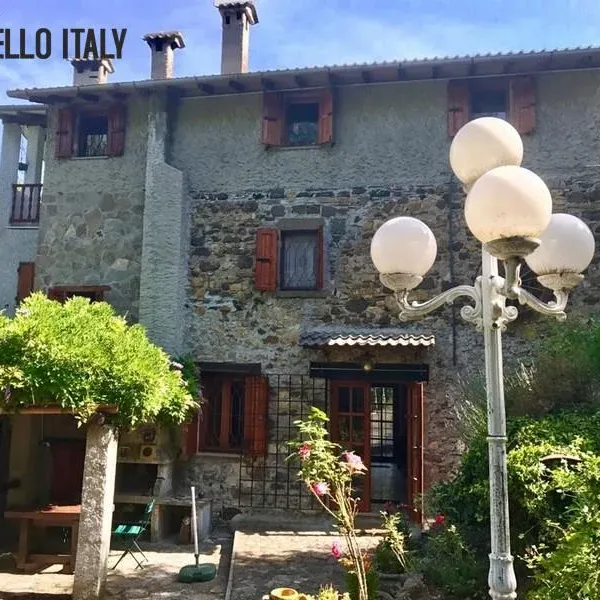 Вилла в Борго Val di Таро, фото 1
